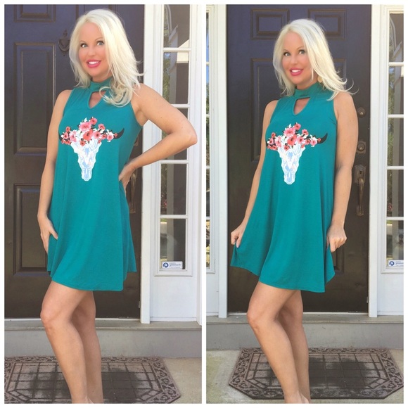 Peach Love California Dresses & Skirts - ❤️ SUMMER CLEARANCE Jade Bull Print Mock Dress!